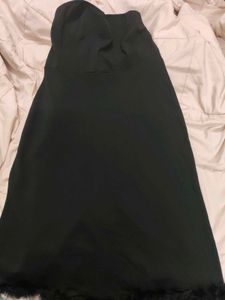 Chic Black Strapless Dress with Fur Trim