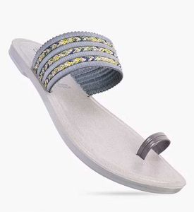 🤍 Stylish Women's Toe Ring Sandals
