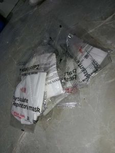 N95 / FFP2 Respiratory Masks 8