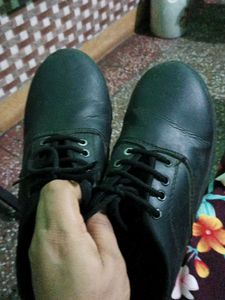 Classic Black Lace-Up Shoes