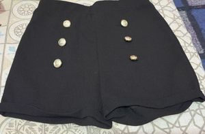 Chic Black Button Shorts