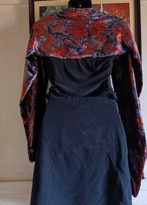 Elegant Floral Scarf