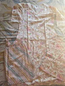 Floral Print Kurta with Pants Set