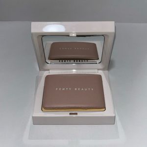 Fenty Beauty Bright Fix Powder