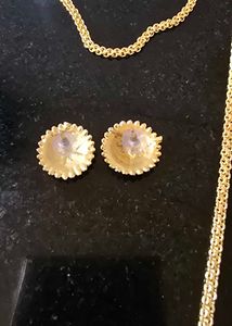 Gold-Tone Floral Necklace &amp; Earrings Set