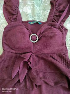 Chic Burgundy Peplum Padded Top