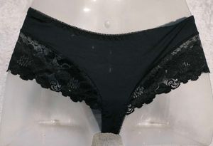 Elegant Black Lace Trim Briefs 🖤