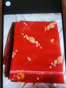 Beautiful Floral Print Saree