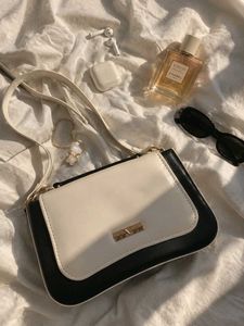 pinteresty Chic Two-Tone Crossbody hand Bag