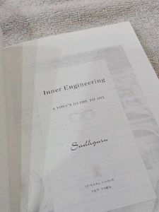Inner Engineering: A Yogi's Guide to Joy