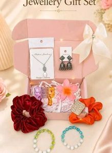 Fashion Jewellery Gift Set with Scrunchies