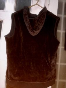 Black Velour Sleeveless Hoodie