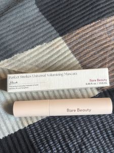 Rare Beauty Mascara - Black