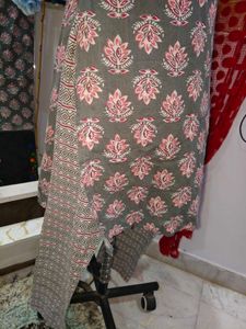 Stylish Printed Kurta with Bottoms