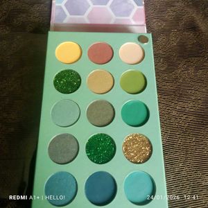 minara 60 colour eyeshadow palette
