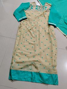 Embroidered Salwar Kameez❣️