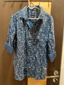 Netplay Men's Blue Leaf Print Shirt