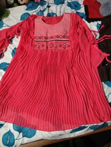 Chic Pink Pleated Mini Dress