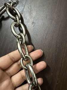 Forever 21 black shoulder moon bag with chain