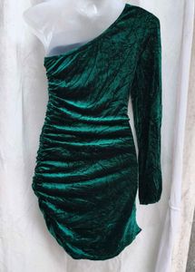 151812. Emerald Green One-Shoulder Ruched dress