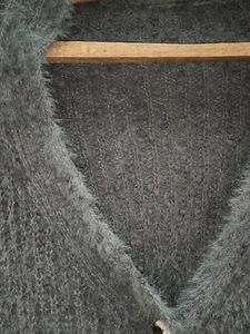 Cozy Knit Cardigan - Perfect for Layering