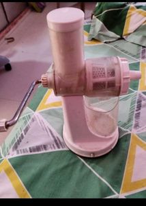 Hand Juicer