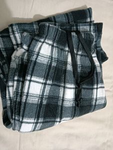 Woolen Lower