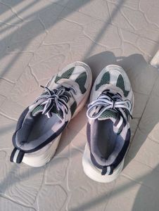 Womens Sneaker