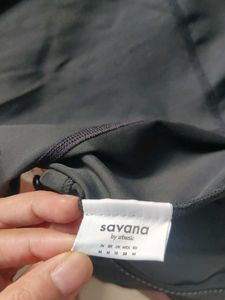 Savana -Black Zip-Up Athletic Jacket