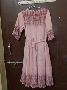 Chic Pink Ruffled Sleeve Dress