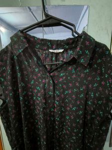 Chic Floral Print Top