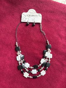 Elegant Black & White Beaded Necklace Set
