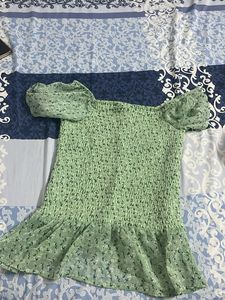 Floral Smocked Puff Sleeve Top