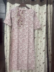 Elegant Embroidered Kurta
