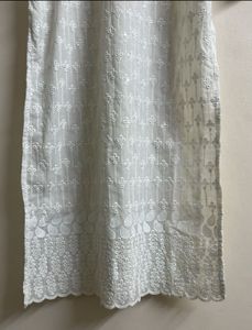 Elegant White Chikankari Kurta