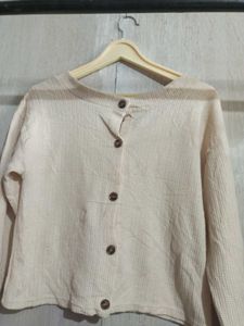 Biege Crop Sweater