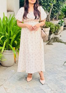 Pretty Floral Midi Dress