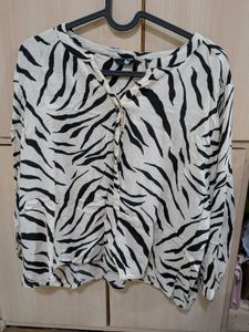 XXL Stylish Zebra Print Top