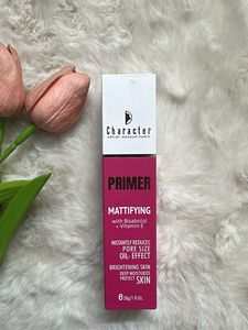 Character Mattifying Primer with Vitamin E