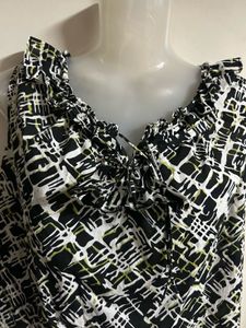 Stylish Sleeveless Printed Top
