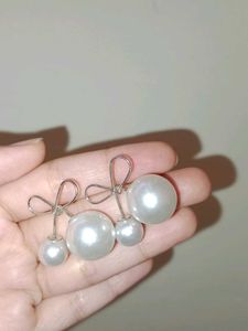 Elegant Pearl Cluster Earrings