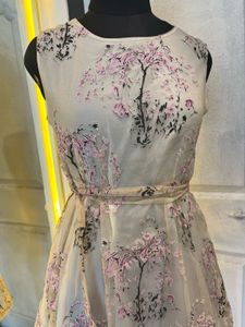 Elegant Floral Print Sleeveless Dress