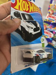 Hot Wheels Ford Mustang Mach-E 1400