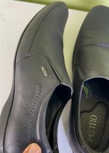 Black formal shoes