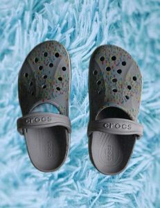 Crocs Classic Clog - Gray with Confetti Print