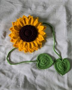 Crocheted Sunflower curtain tie
