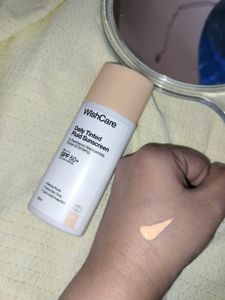 WishCare Daily Tinted Fluid Sunscreen SPF 50+ shad