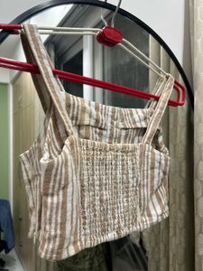 SEEDTEEN Striped Button Crop Top