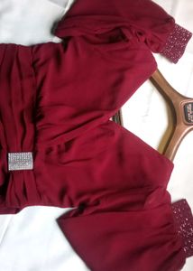 Beautiful Wine mahroon Gown 🍷