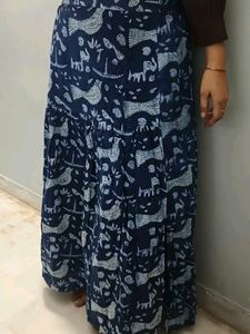 long skirt